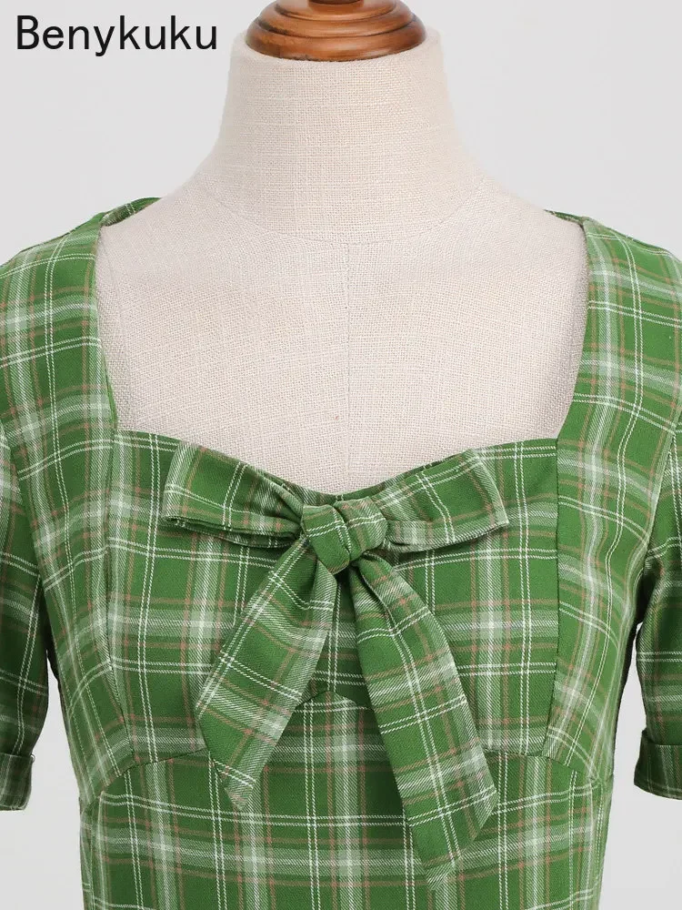Женское винтажное платье с бантом спереди зеленое клетчатое 1920-х годов в стиле