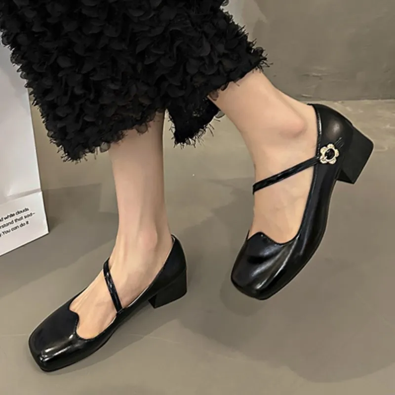 

Women's Leather Shoes Flower Buckle Pumps Mary Jane Mid Heels Diagonal buckle New Deigner Shoes for Female Wave Autumn 1503N