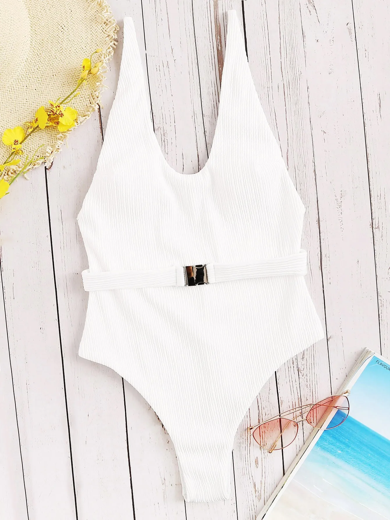 

One Pieces 2022 New Summer Women's Sexy Swimwear Solid Color One Pieces Bathing Suit High Quality Beach Swimsuit Bodysuit