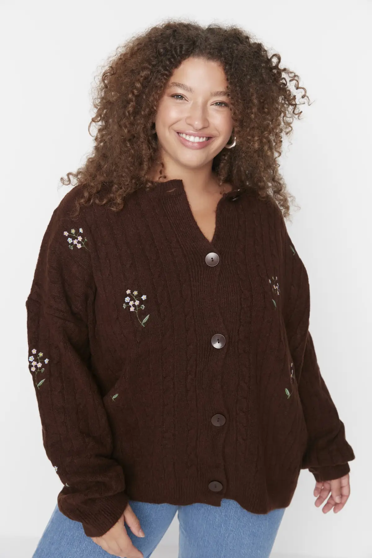 

Brown Embroidery Detaylı Bike Collar Knitwear Cardigan TBBAW23AV00030