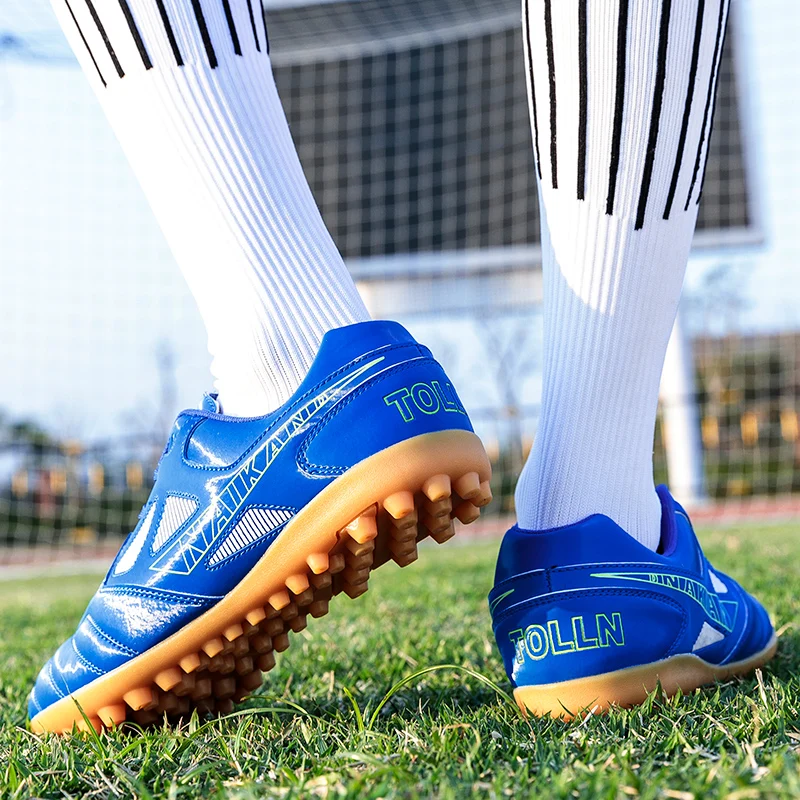 2023New Football Boots Men Wholesale Soccer Shoes Children TF Football Sneaker Women Futsal Training Shoes