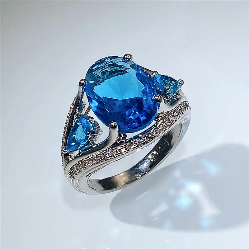 

New Gorgeous Big Oval Blue CZ Rings for Women Novel Design Elegant Female Accessories Anniversary Party Fashion Jewelry