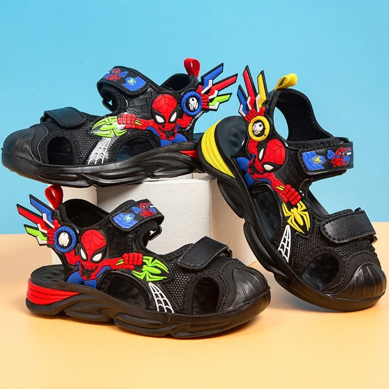 Дышащие спортивные сандалии Disney летняя мультяшная модель рандомная