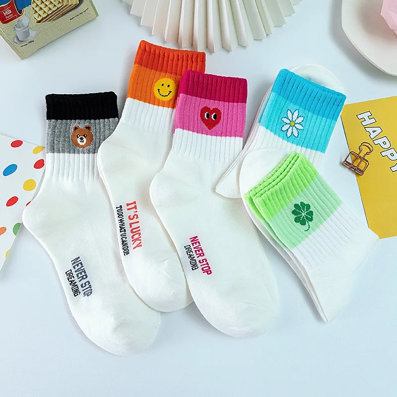 

5 Pairs Autumn Cotton Socks Women Sweat Long Sock Candy Color Rainbow Striped Cartoon Heart Sport Retro Harajuku Casual Socks