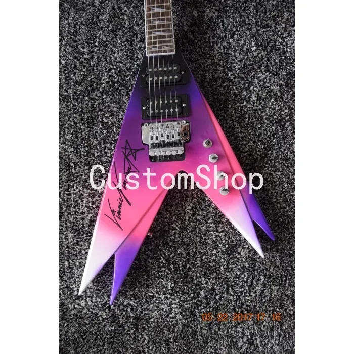

Ed римская Винни Винсент V Double V фиолетовая розовая электрическая гитара, фингерборд из палисандра и инкрустация Акулий плавник,