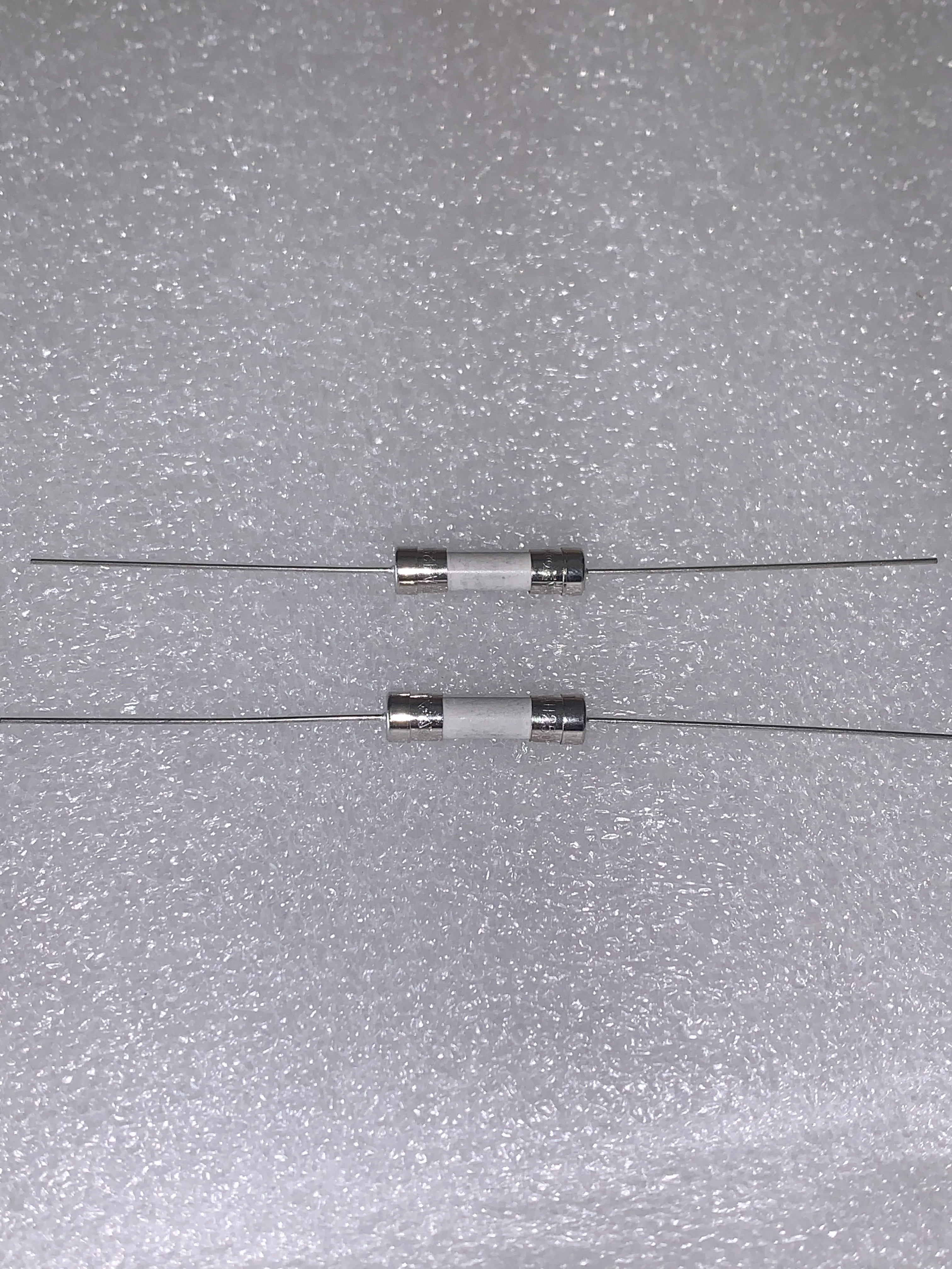 10 шт. 0216001. Φ 1A 250V 5 мм x 20 мм 20 + керамический предохранитель