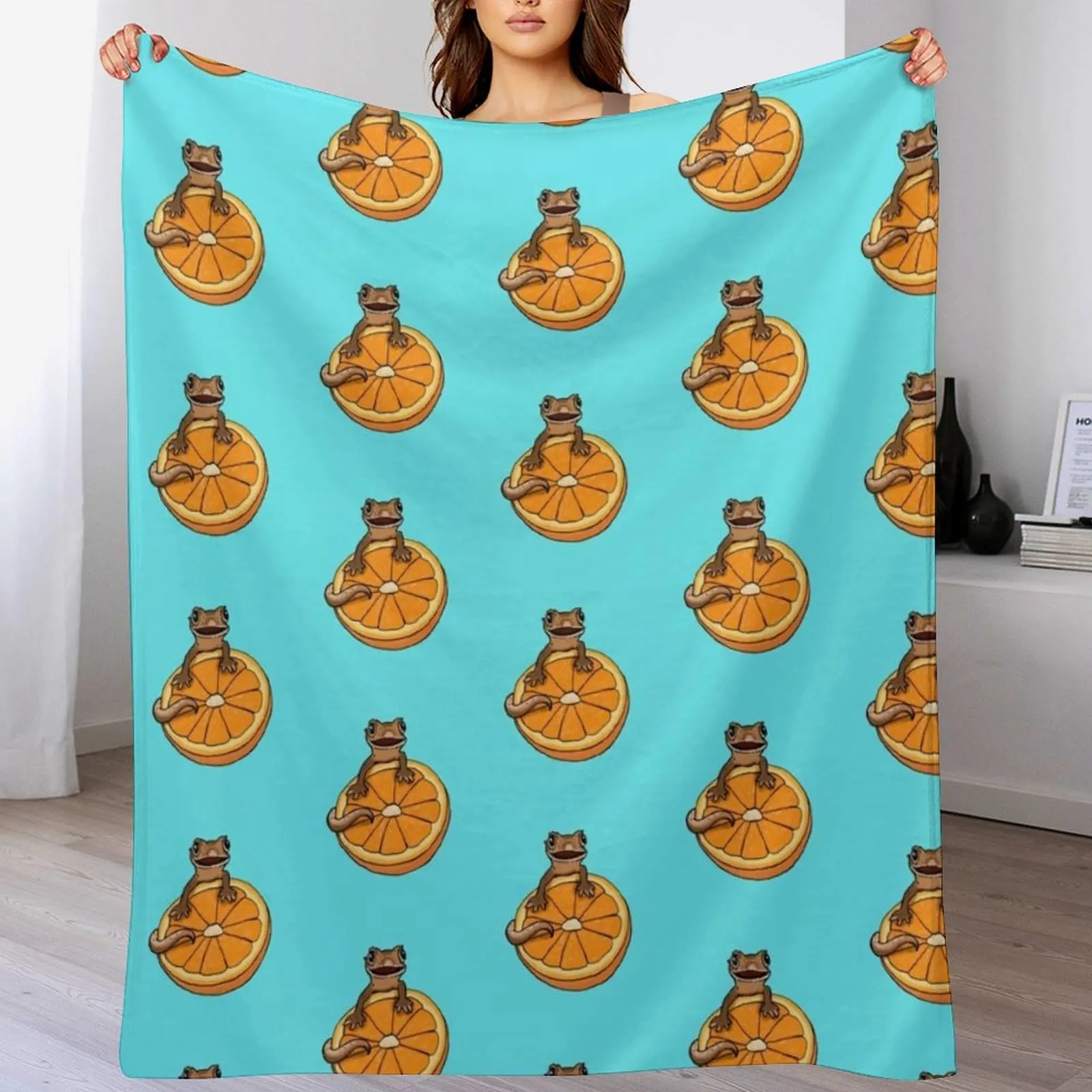 Crested Gecko and Orange Cute Happy Cresties Пледы Одеяла Для диванов Диван Одеяло Декоративные