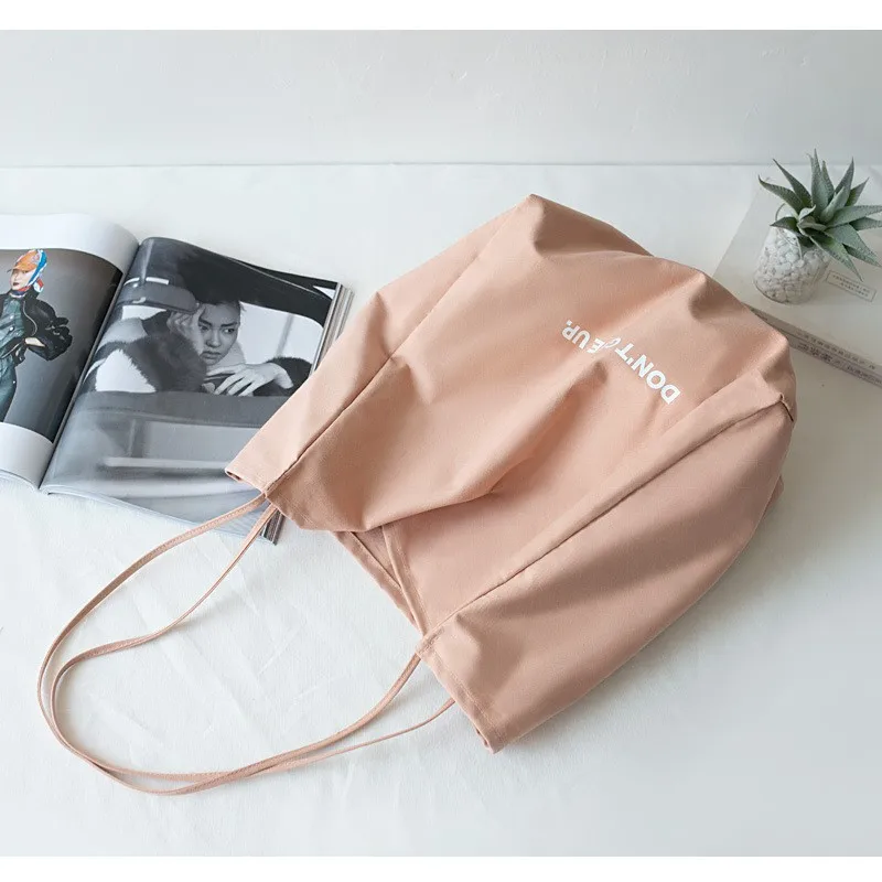 

Модная сумка с буквенным принтом, женская сумка через плечо, Корейская вместительная Студенческая простая японская Холщовая Сумка для отды...