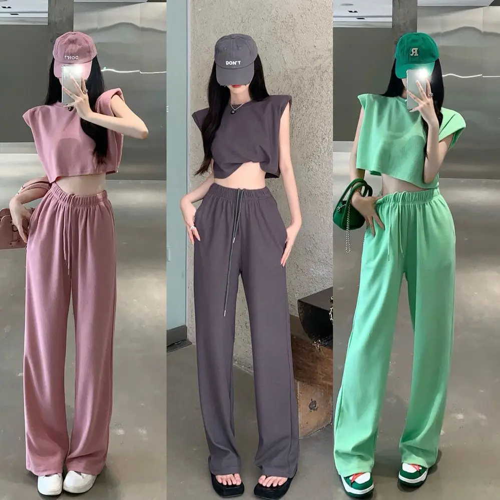 

Женский Повседневный Спортивный костюм, Новинка лета 2023, корейская мода, короткий топ с коротким рукавом и широкие брюки, комплект из двух п...