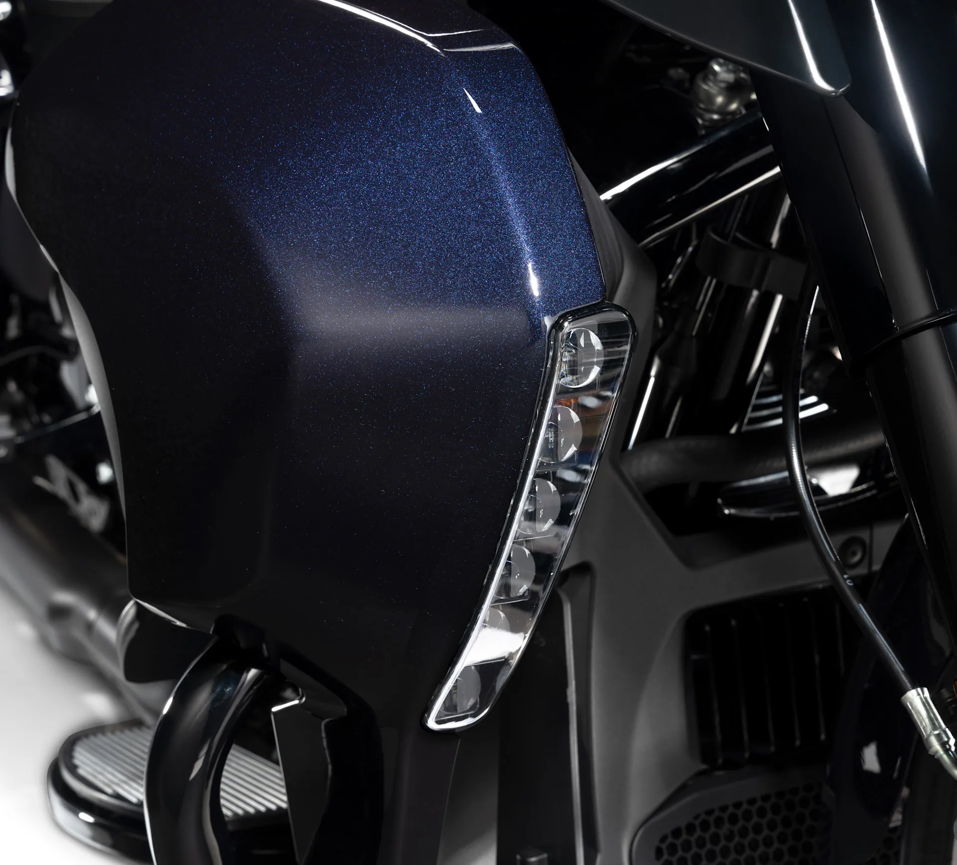 Фото Комплект светодиодных противотуманных фар с поворотниками для мотоциклов Harley Davidson Electra Glide Road Glide 2023-2026, аксессуары для мотоциклов №3