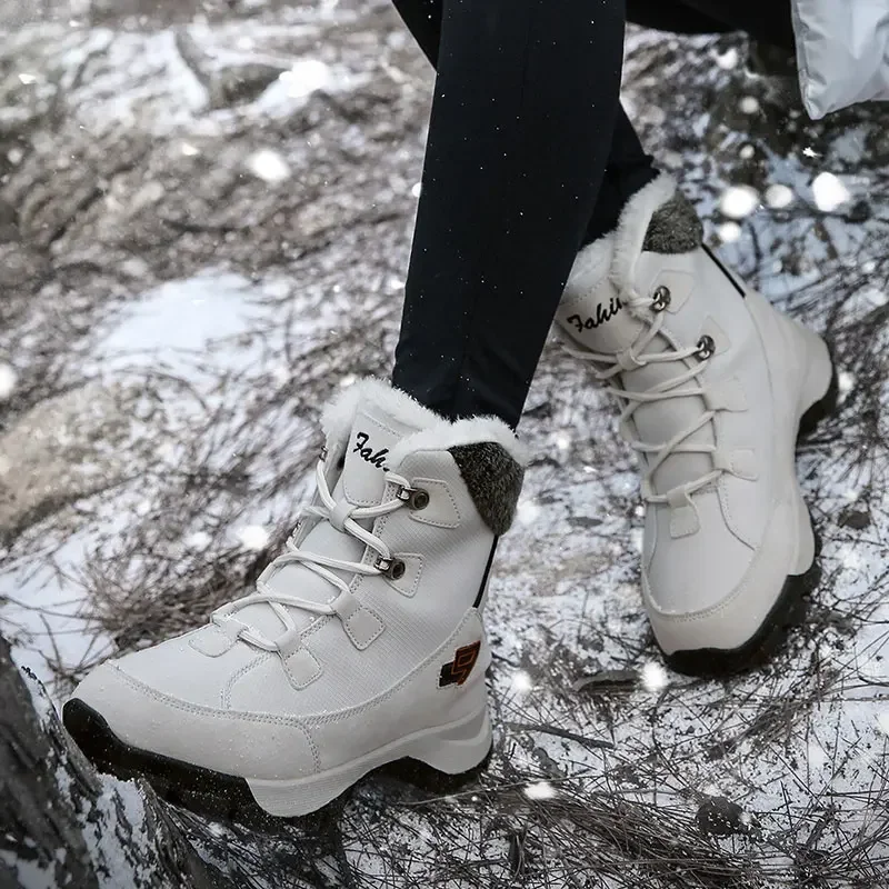 2024 New Winter Couple Lace Up Men's Walking Shoes Anti Slip Snow Boots Large Sizes Waterproof and Warm Platform Women's