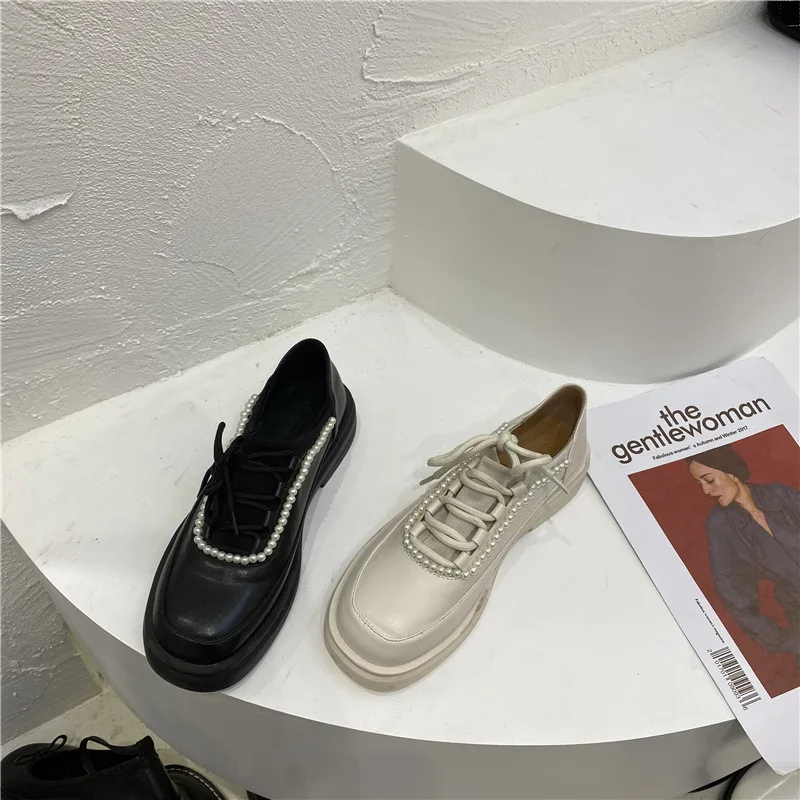 Women Beads Lace-up Leather Shoes Oxfords Pearl Thicken Soled Brogue Shoes Woman Flats Square Toe Thick Heels Loafers