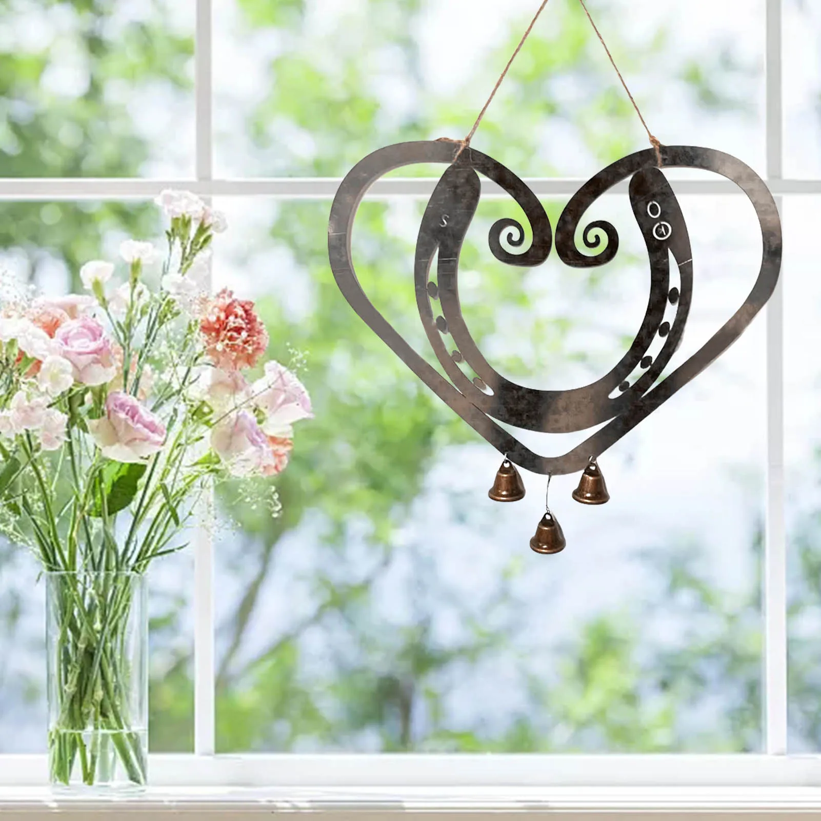 

Lucky Love Wind Chime Metal Heart Shape Wind Chimes Retro Horseshoe Vintage Garden Home Window Decor Valentine's Day Gifts 2022