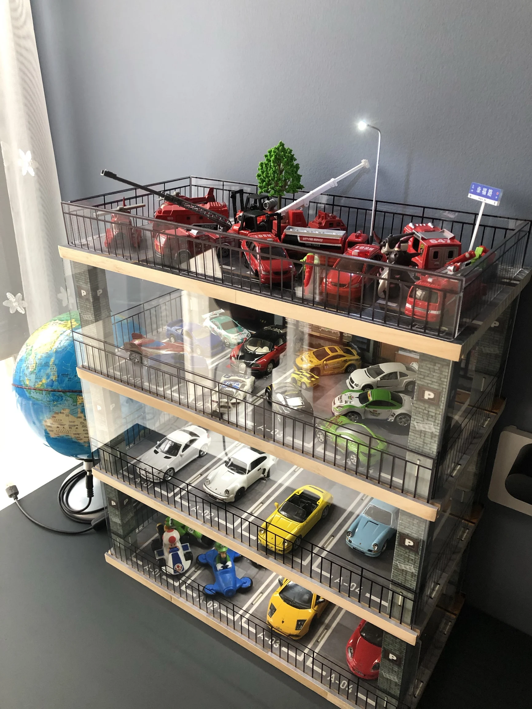 

Scale Miniature1 32 Diorama Parking Garage Scene For Diecast Modle Car Light Wood LED Soft Lighting HD Acrylic