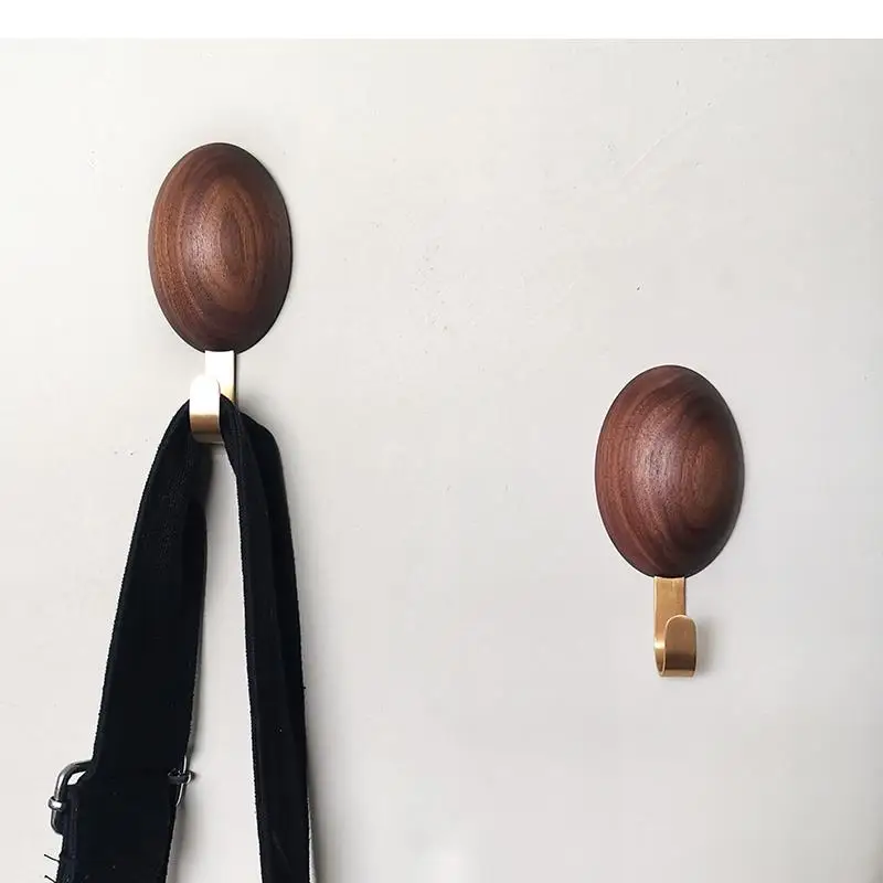 Северная Европа черный орех твердая древесина латунный крючок круглая стена