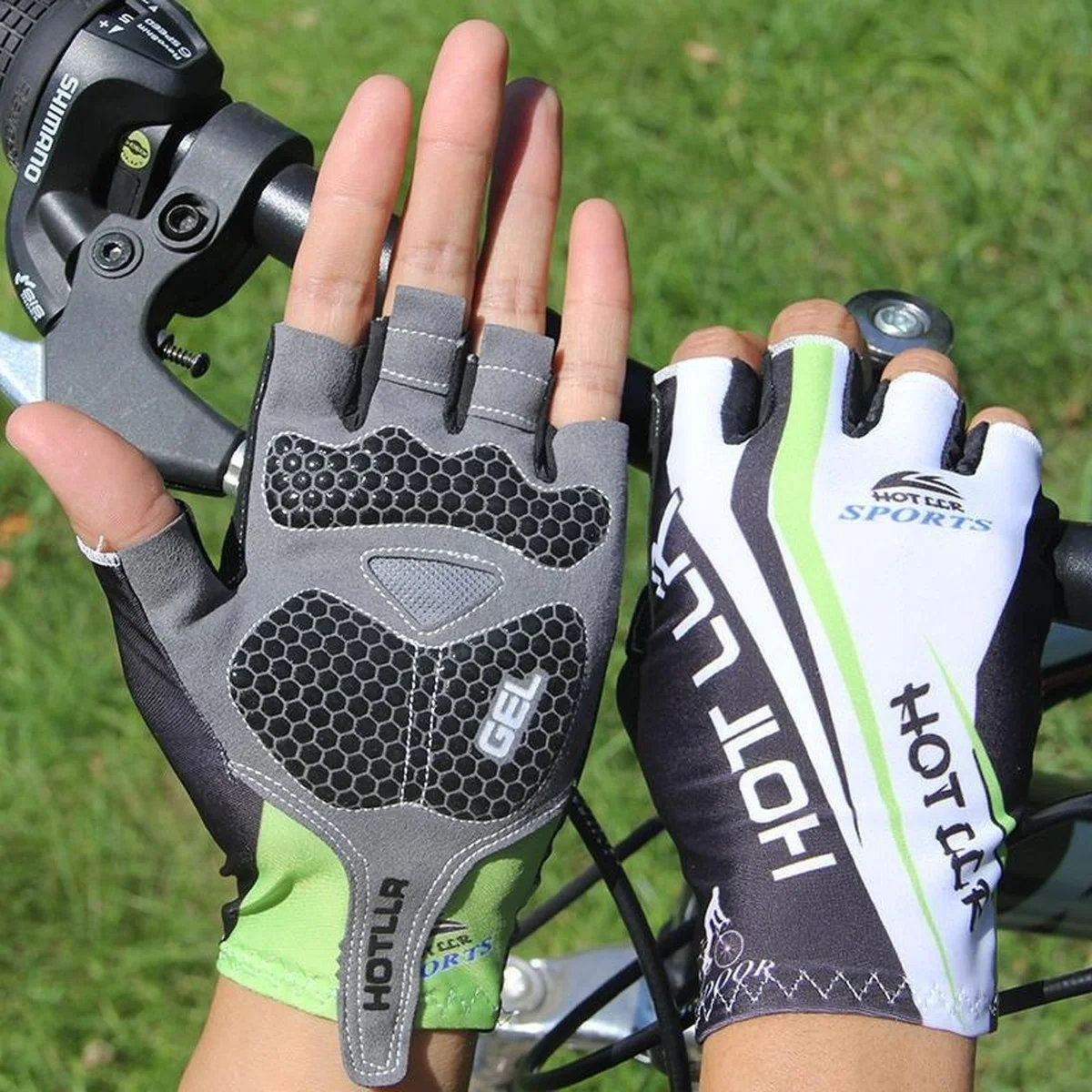 

Road Mountain Bike Riding Gloves Half-finger Bicycle Shock-absorbing Non-slip Short-finger Fitness Training for Men and Women