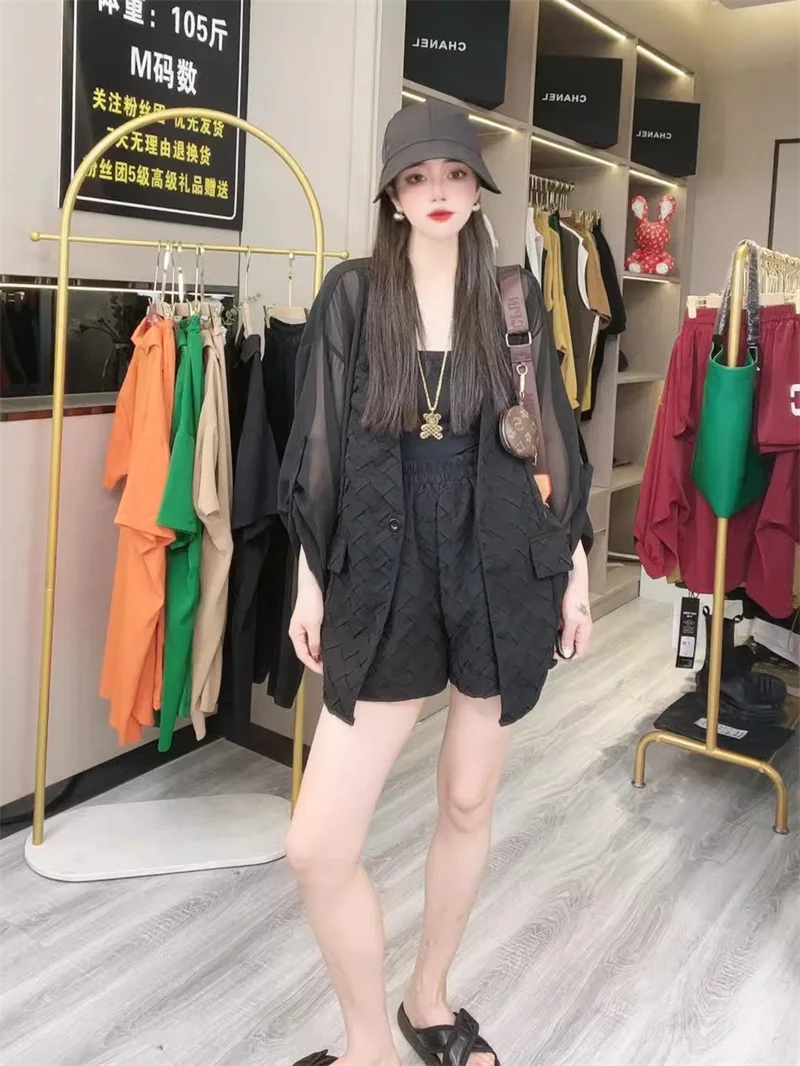 Женский костюм из двух предметов элегантный тканый с защитой от солнца и шортами