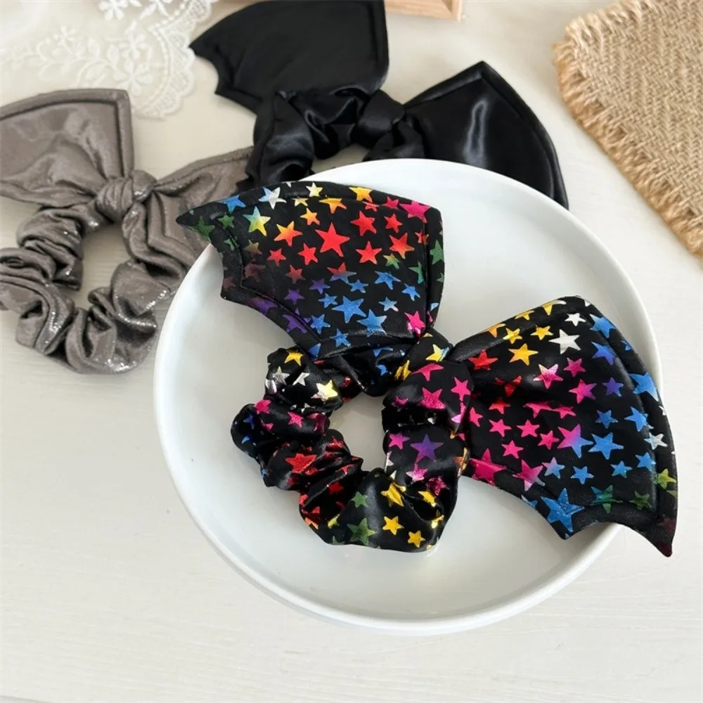 Фото Модная резинка для волос Fashion Star Bat Scrunchie: Элегантный готический бантик для волос на Хэллоуин, серебряная резинка для волос с паутиной, для маскарадов №2