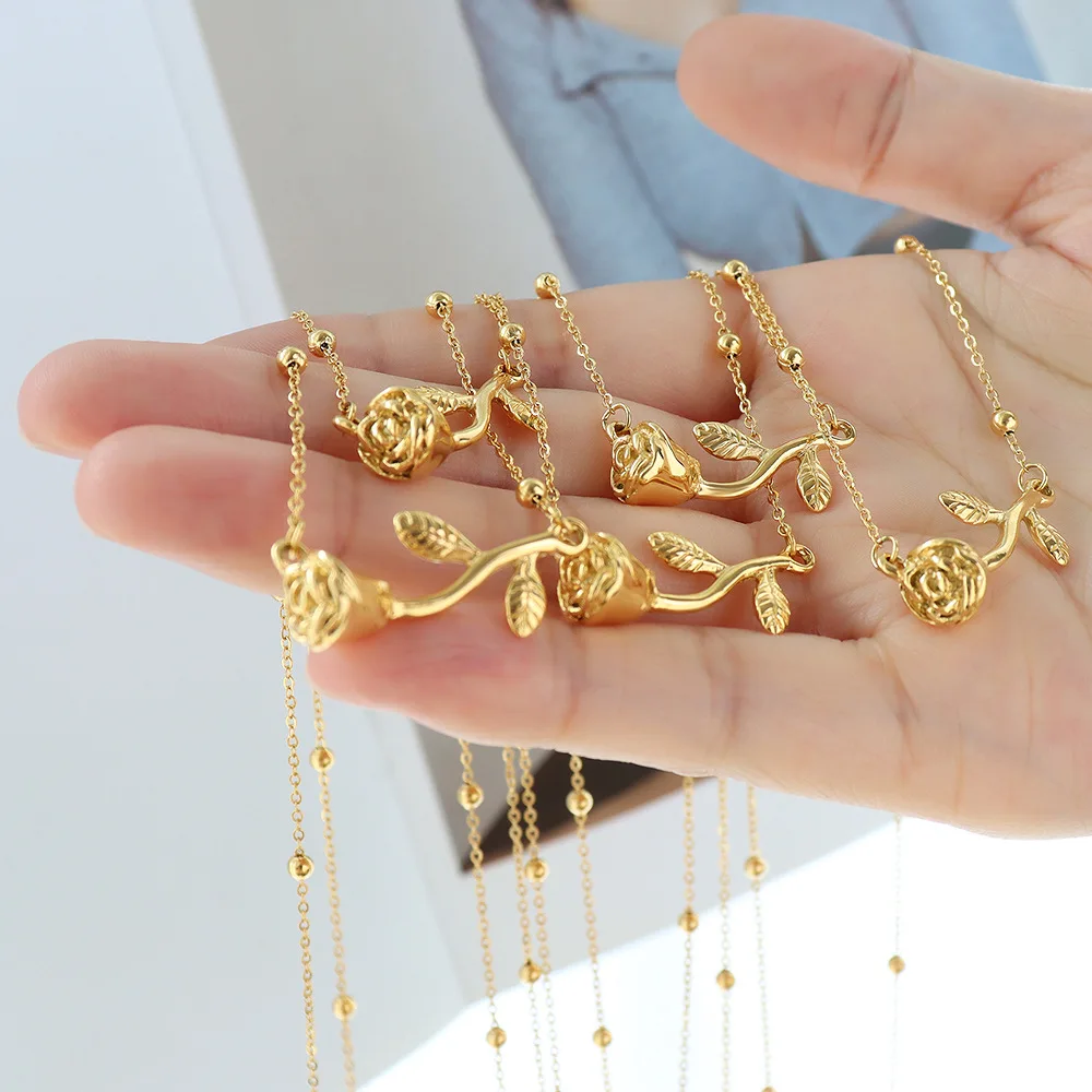 

Elegant Gold Rose Necklace Women Temperament Stainless Steel Fashion Neck Chain Wedding Party Gift
