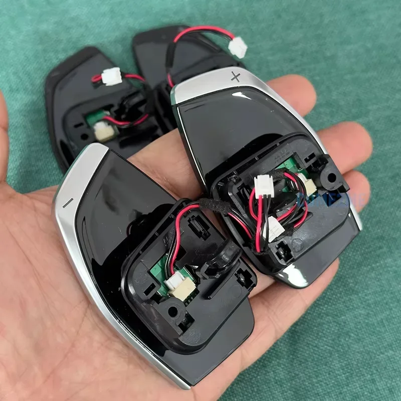 

Глянцевые черные подрулевые переключатели для Audi A4 B9 A5 B9, черные и серебристые.