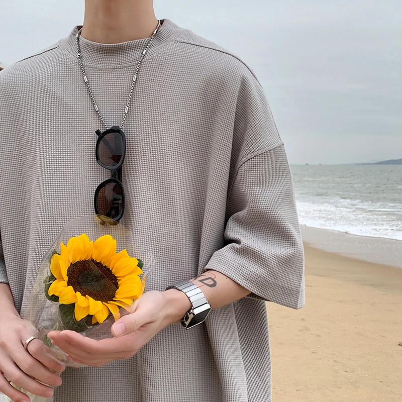 

Мужская футболка с коротким рукавом и круглым вырезом, свободного покроя