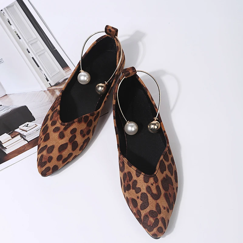 

2023 New Flat Low Heel Pointed Toe Slip-on Closed Toe Solid Color Ankle-Strap Buckle Women's Sandals