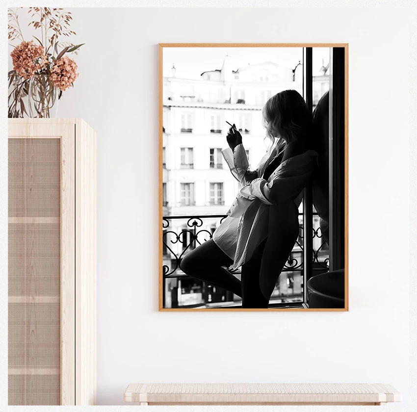 

Color Fashion Canvas Painting Wall Art Beauty Quotes Pictures Home Decor Black White Smoking Woman By The Window Poster Leopard