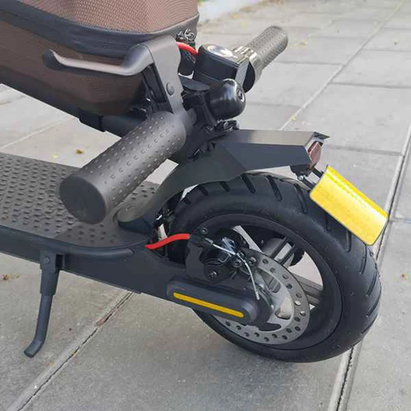 Mudguard Tail Light Kit Replacement Accessories With License Plate Flap For Xiaomi Electric Scooters PRO 2 White