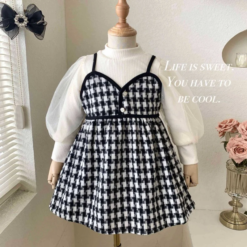 Рисунок 4 - Костюм для девочек осень-зима 2023