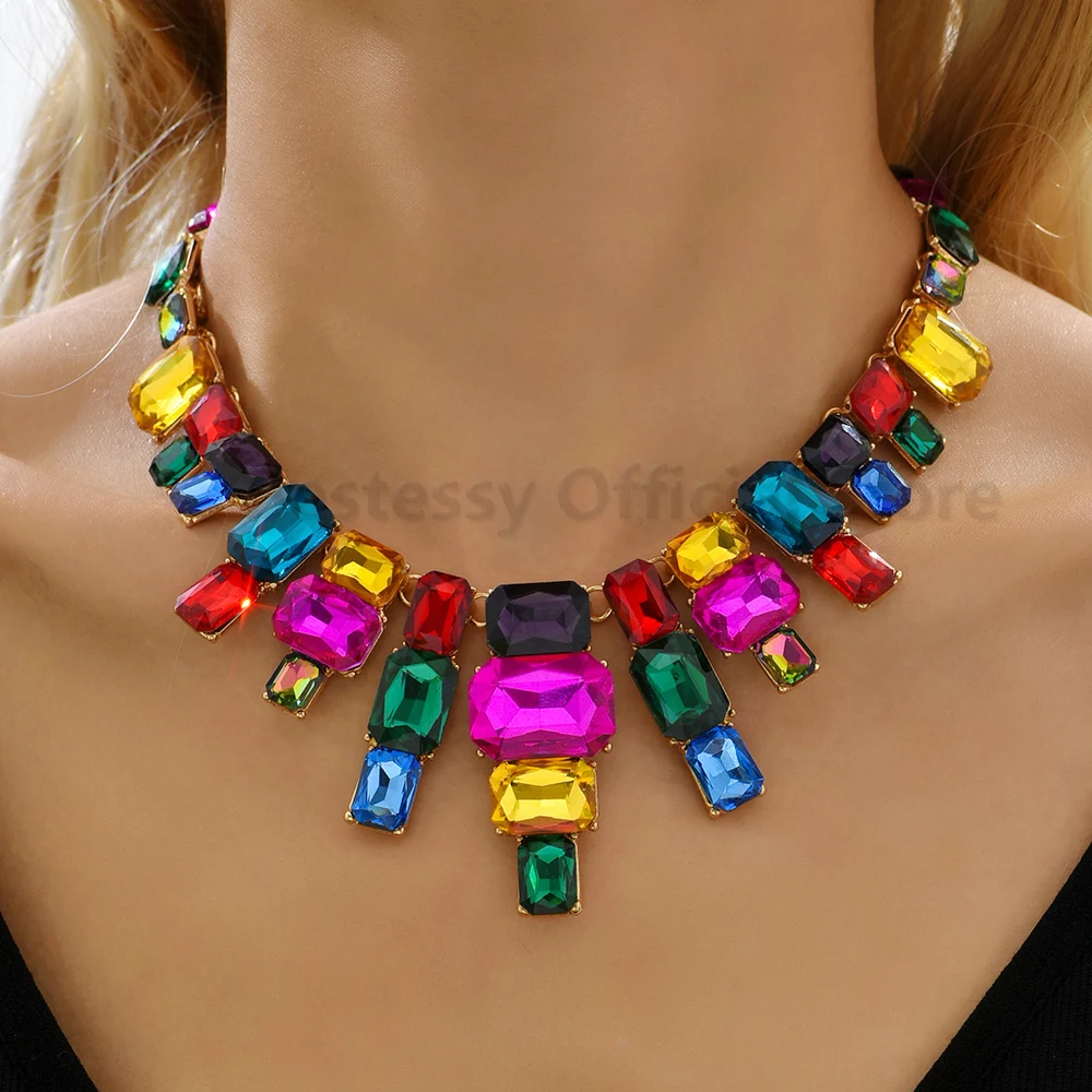 

Colorful Glass Big Necklace For Women Europe America Popular Geometric Luxury Crystal Chains Necklaces Wedding Fashion Jewelry