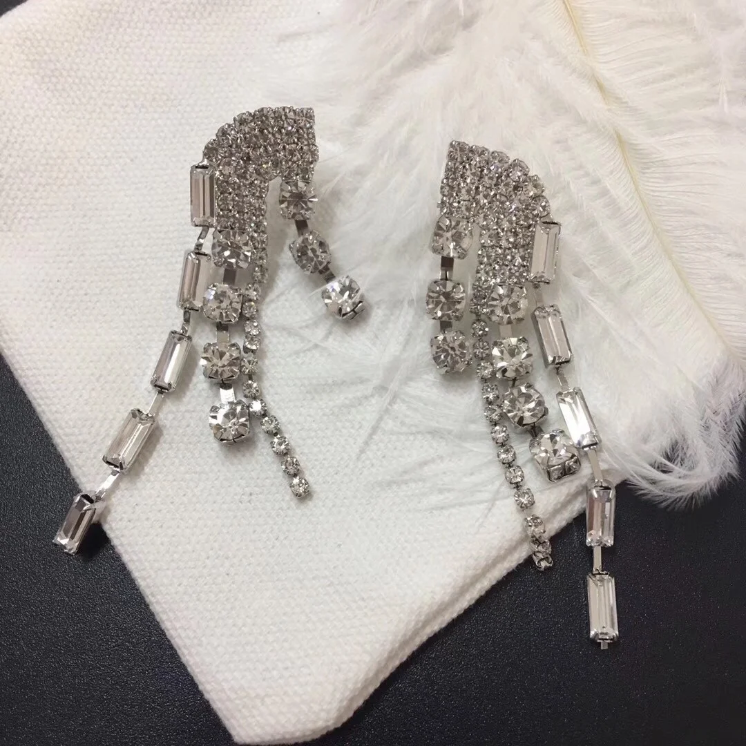 

European and American popular tassel earrings