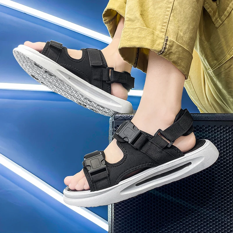 Summer Outdoor Sandals Men Shoes Beach Holiday Mans Footwear New Outdoor Male Retro Comfortable Casual Sports Sandals