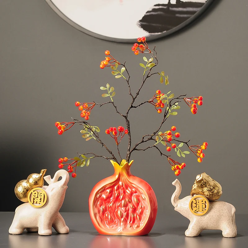 

Golden gourd and cabbage, like pomegranate vase, ceramic decorations, housewarming, opening gifts, wine cabinet decorations