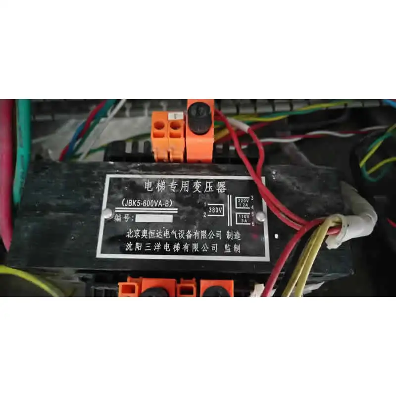 

JBK5-600VA-B/JBK5-600VA-A Sanyo, лифтовый специальный трансформатор