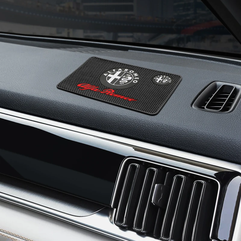 Автомобильный нескользящий коврик автомобильный силиконовый для салона