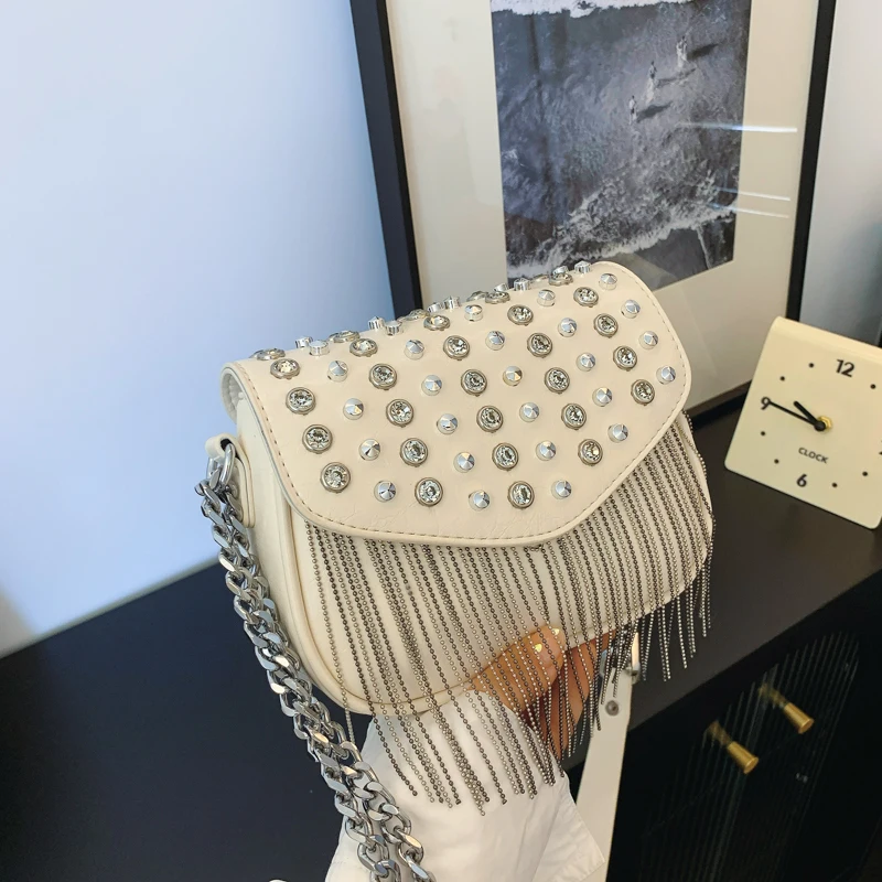 Модная красная женская сумка через плечо Setchaya с подушкой безопасности и цепочкой