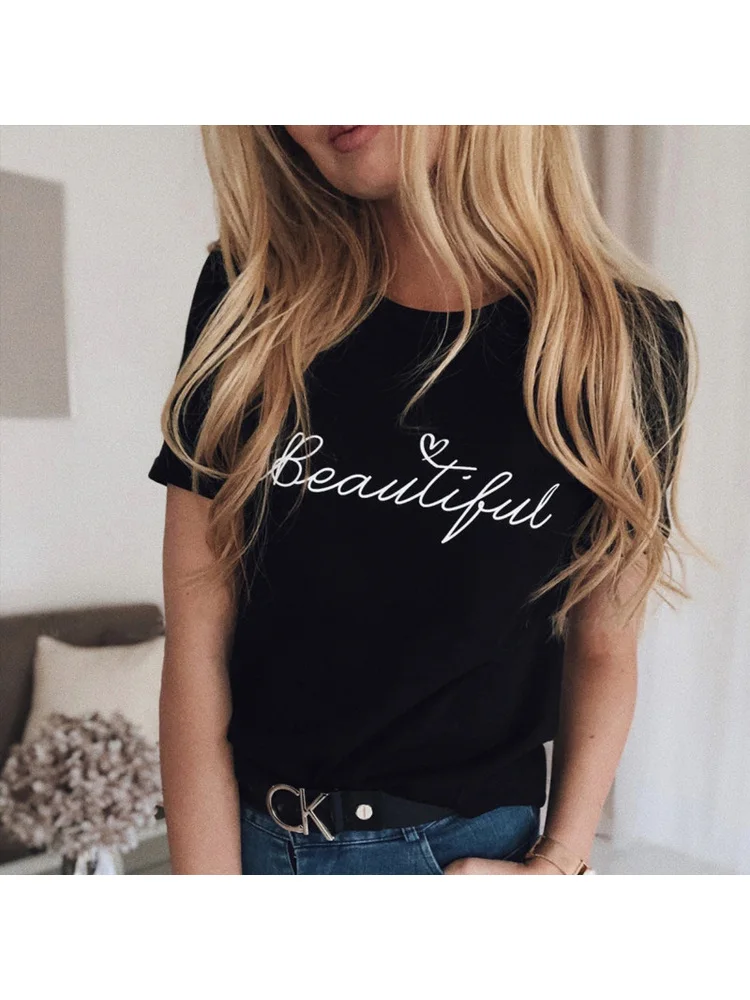 

Женская футболка с надписью «It's A Beautiful Day To Wear»