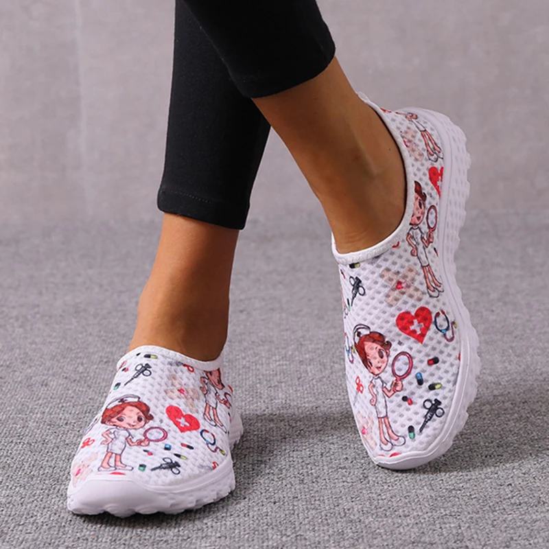 

Nurse Shoes Women's Printed Breathable Sneakers Women's Slip Glazed Non-slip Flats Round Head Cartoon Soft Sole Casual Sneakers