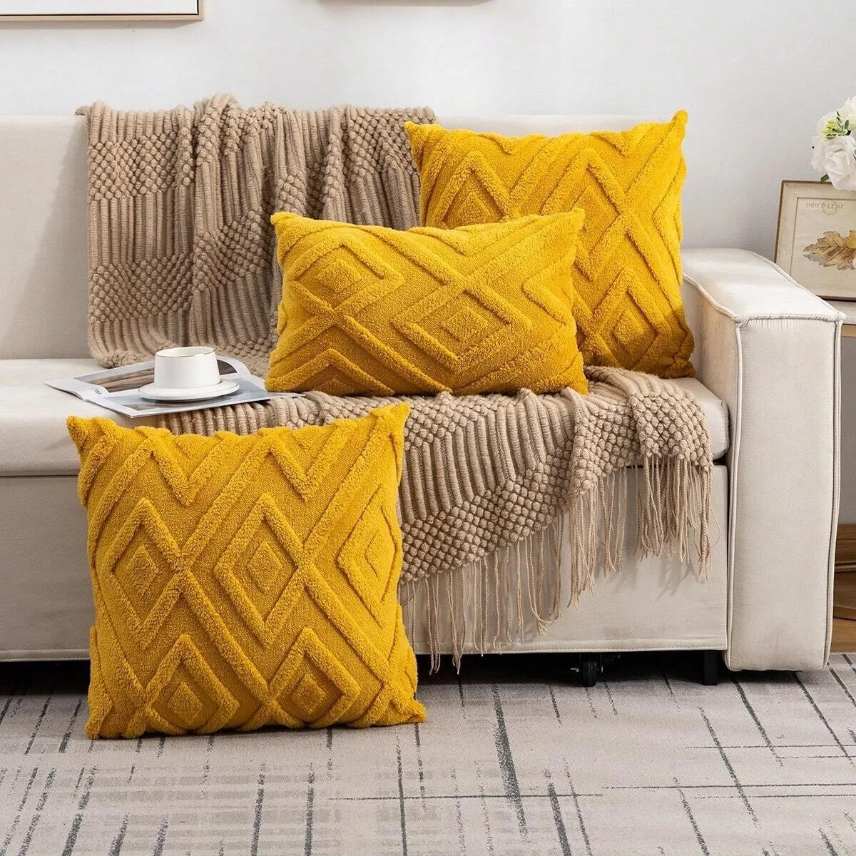 

Декоративные подушки BUNNY FiFi флокированные цветочные