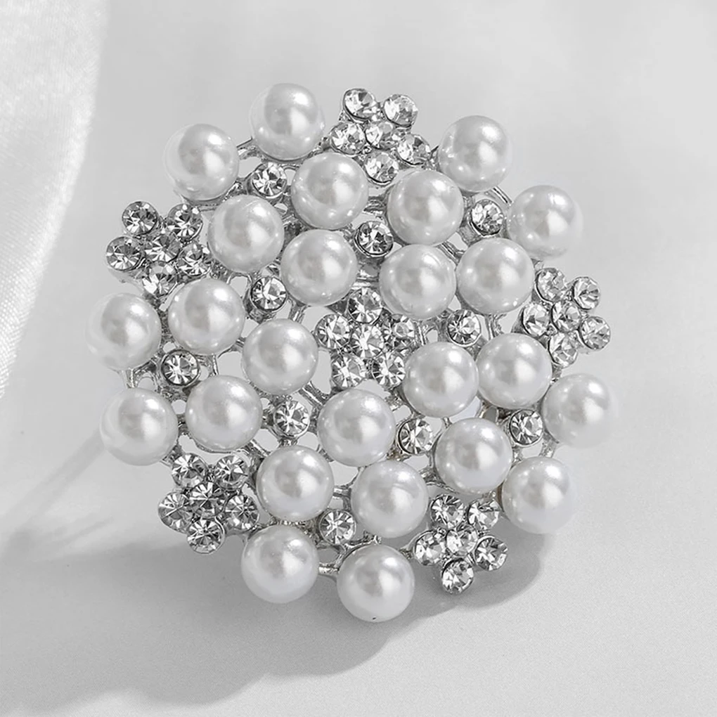

Pearl Brooch Beautiful Ladies Corsage Women Dress Adornment Elegant Flower Shaped Brooches Pins Gift Dress Decorations