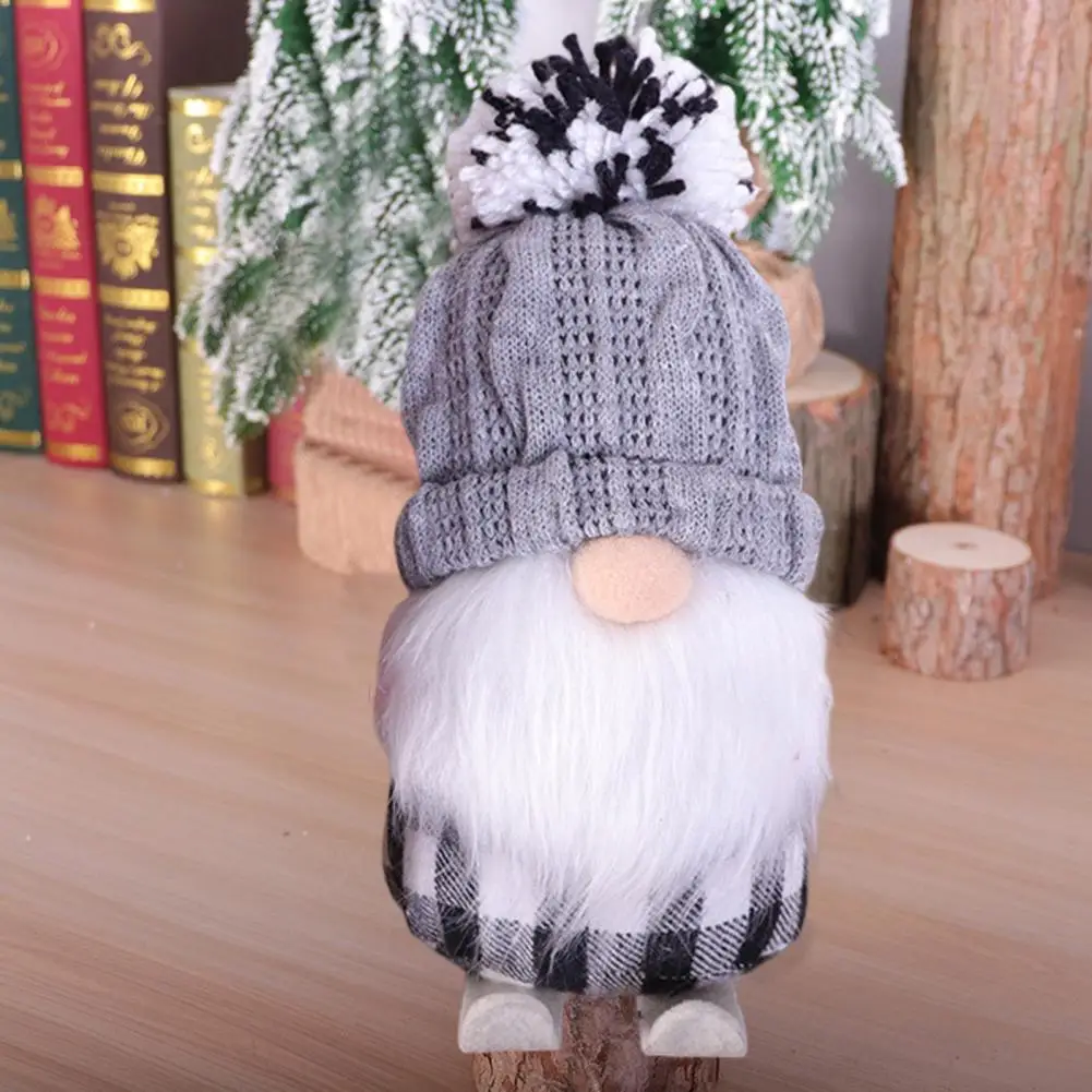 

Useful Exquisite Wear-resistant Bright Color Faceless Doll Cute Christmas Ornament Long Beard for Window