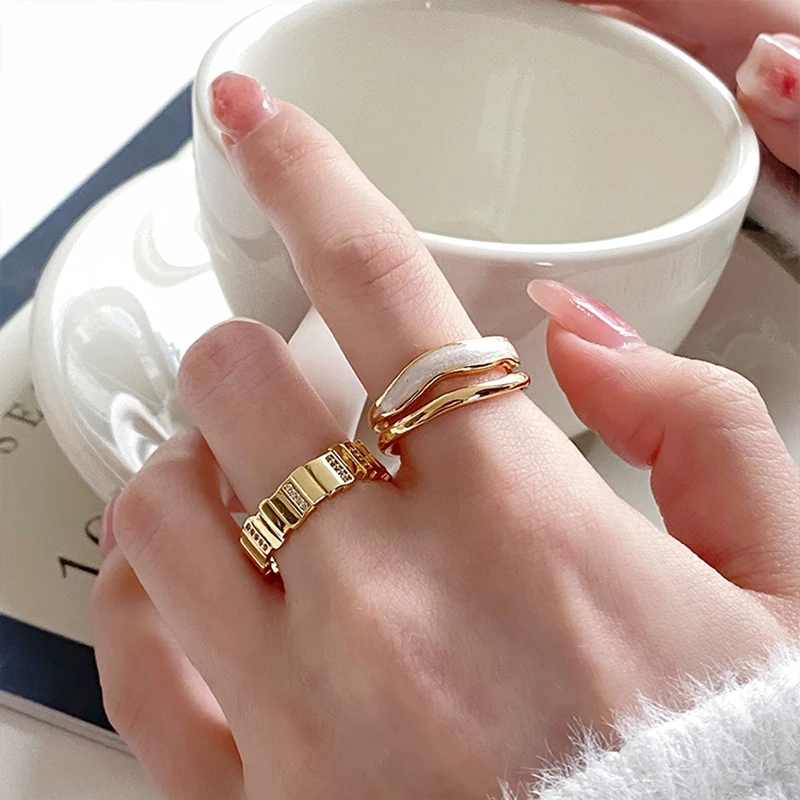 MENGJIQIAO 2022 корейский новый дизайн двойные металлические эмалевые кольца для женщин элегантные изящные циркониевые Регулируемые кольца на палец ювелирные изделия MENGJIQIAO 2022 корейский новый дизайн двойные металлические эмалевые кольца для женщин элегантные изящные циркониевые Регулируемые кольца на палец ювелирные изделия