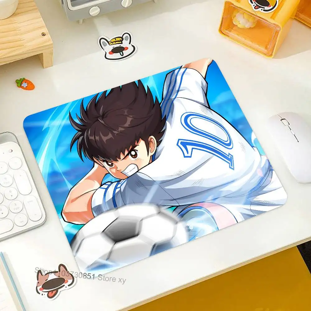 Фото Коврик для мыши Anime C-Captain Tsubasa-a, небольшой коврик для мыши с замком LockEdge для геймеров, прямоугольный противоскользящий резиновый коврик для компьютерного стола №3