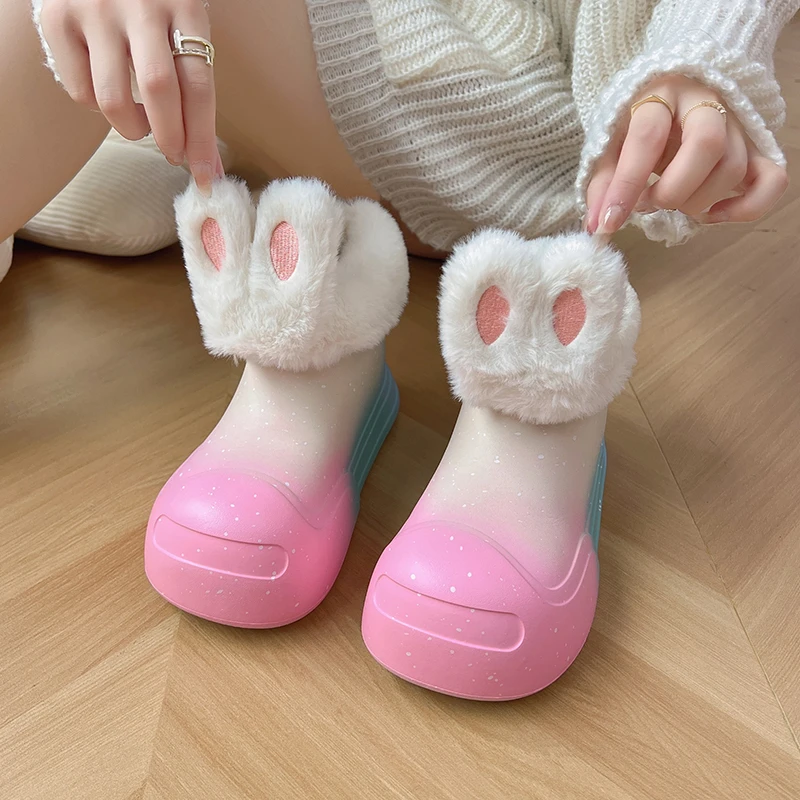 Модная женская обувь новинка 2023 зимние плюшевые женские ботинки милая с героями