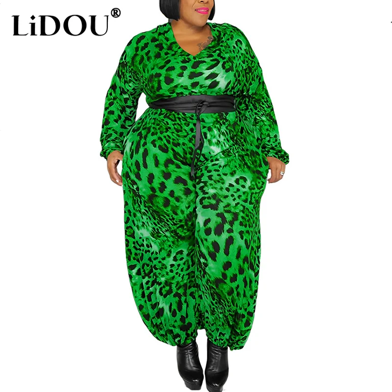 Рисунок 4 - Женский свободный комбинезон с леопардовым принтом