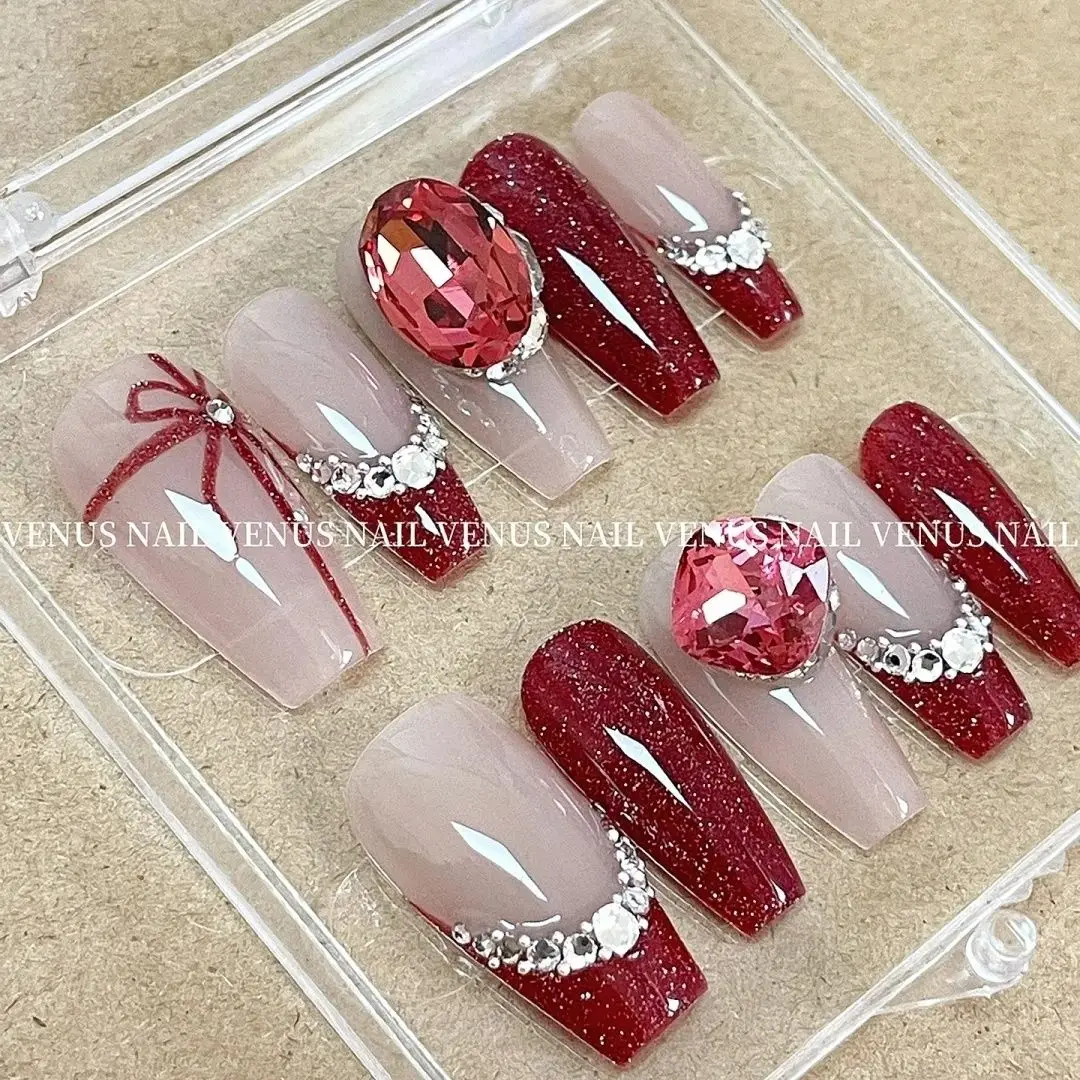 Handmade WearableFake Nail Medium Antique Crush Diamond Chinese Red Older Cousin Nail Patch Professionnel Art Full Cover Nail