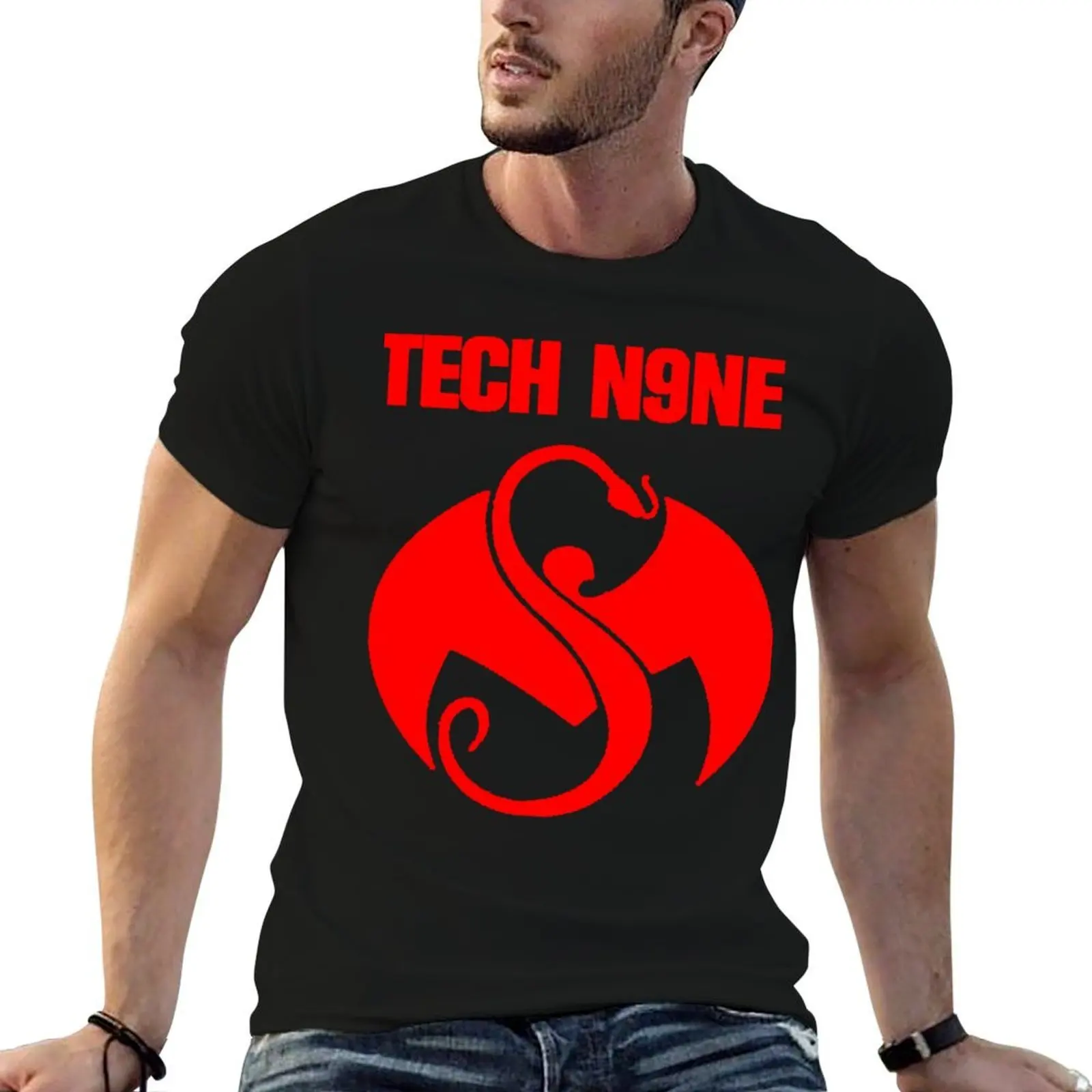 Фото Футболка Logo tech n9ne с изображением музыкальных жанров хип-поп и вилатикта, дышащая, с сетчатыми вставками №1