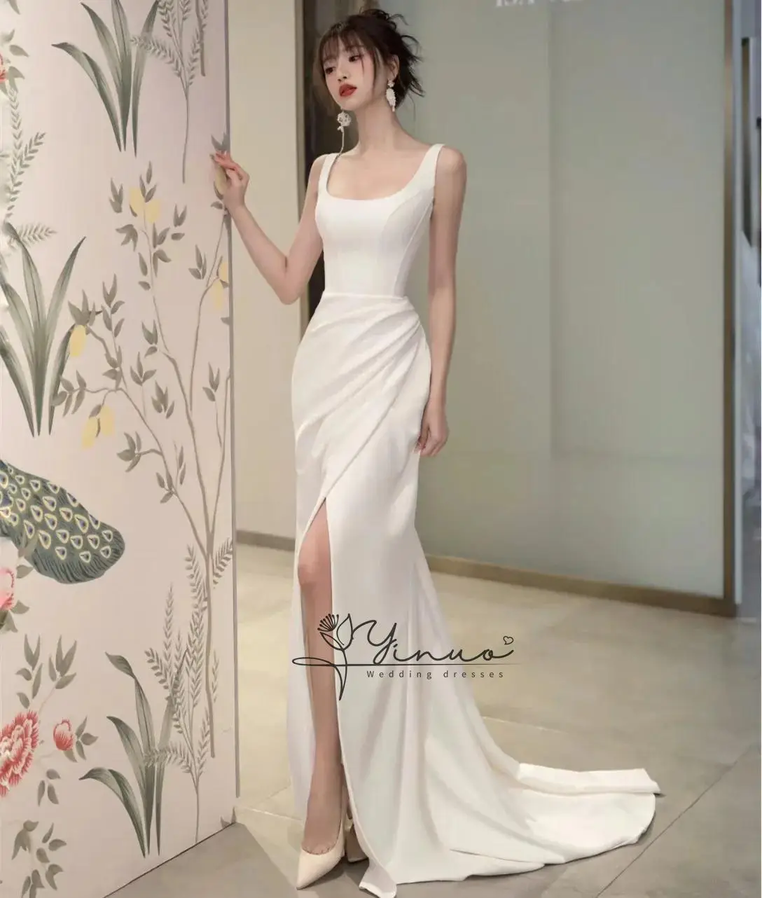 Корейские длинные вечерние платья из крепа цвета слоновой кости с разрезом