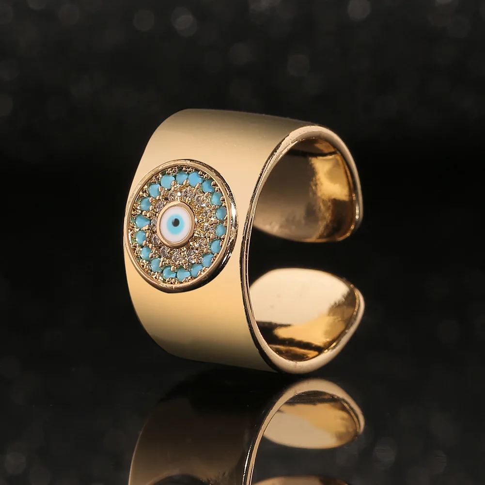 

New Women's Gold Wide Ring with Copper Inlaid Zircon Round Ring Party Gift
