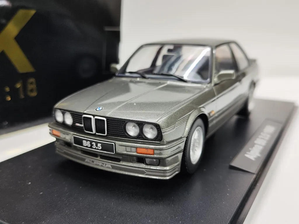 

KK 1/18 Scale Diecast Car Toys 1988 BMW ALPINA B6 3.5 Die-Cast Metal Vehicle Model Toy For Boys Kids Gift Collection Friends